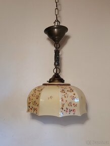 starý mosazný lustr, malované stínítko, dobové stínidlo - 4