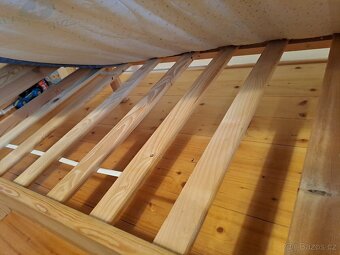 Jednolůžko z borovicoveho masivu - 4