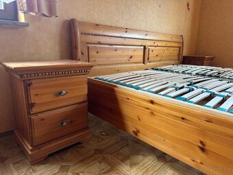Celomasivní značková ložnice Musterring, borovice - 4