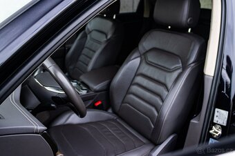 Volkswagen Touareg 3.0 TDI / TOP STAV / Night VIsion / Masáž - 4