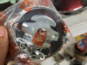 Volha - víčko nádrže, volat - 4