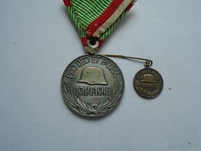 RAKOUSKO UHERSKÉ VYZNAMENÁNÍ A ODZNAKY - 4