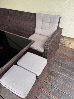 Zahradní sezení - 4