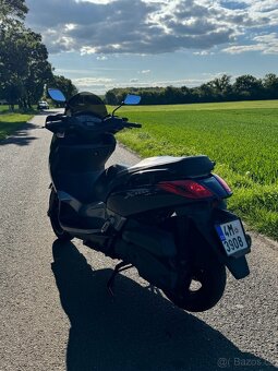 Yamaha X-MAX 125 - 4