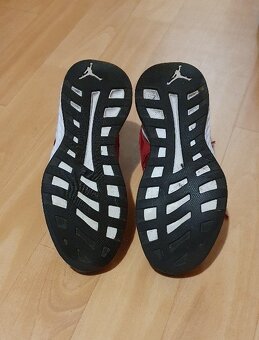 Dámské boty Nike Jordan Red vel.39 - 4