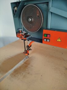 Prodám pásovou pilu na textil wastema - 4