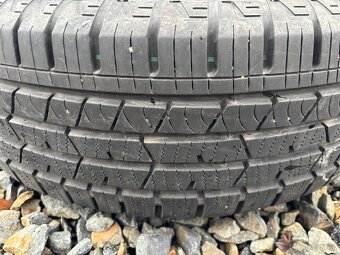 Zimní pneu Continental 215/65 R16 4ks - 4