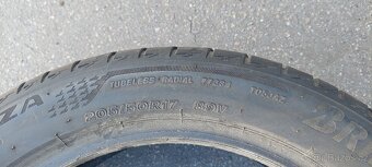 Prodám 205/50 R 17 89V BRIDGESTONE TURANZA T005 - 4