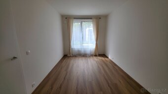 Dlouhodobý pronájem zcela nového bytu 2kk 66m2 v Rezidenci V - 4