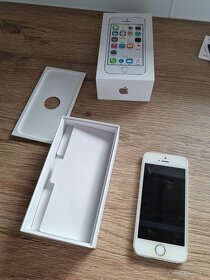Apple 5 - 4