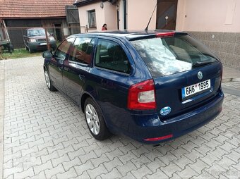 Škoda Octavia combi 1.6 TDI Elegance - 4