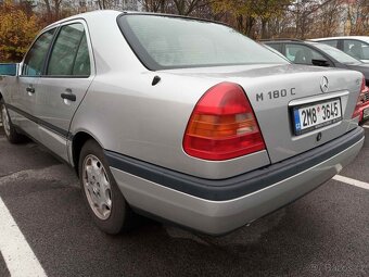 Mercedes-Benz C180 W202 - 4