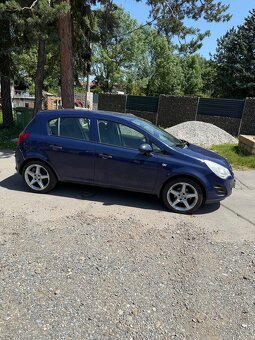 Opel Corsa 1.2i 63kW • r.v. 2012 • STK 2027 • bez závad - 4