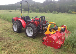 Malotraktor AGT 960 R - otočné pracoviště, 50 HP - 4