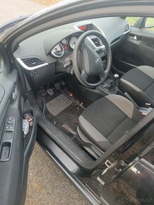 Peugeot 207 1,6hdi 66 kw - 4