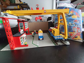 LEGO Train 9V 4555 Cargo Station +návod - 4