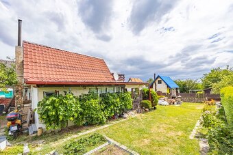 Prodej zděné chaty 2+1, 67 m2 k celoročnímu bydlení, Praha - 4