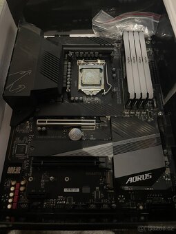 Prodám stále výkoný základní hardware - 4