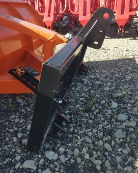 pluh na traktor - 4