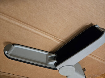 Škoda Fabia 2 Roomster loketní opěrka - 4