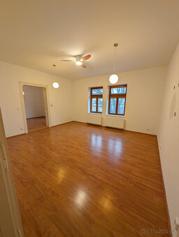 Pronájem bytu 4+1 125 m², ul. Brněnská, Liberec - 4