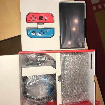 Prodam Nintendo Switch OLED nové - 4