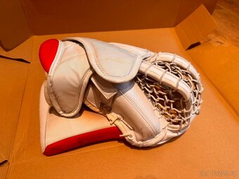LAPAČKA A VYRÁŽEČKA BAUER VAPOR HYPERLITE 2 SR - 4