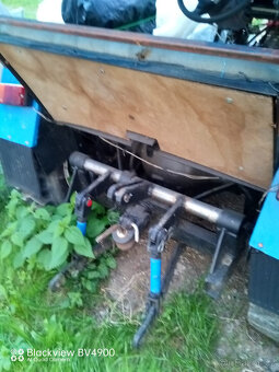 prodám malotraktor domácí výroby motor žiguli hydraulika pos - 4