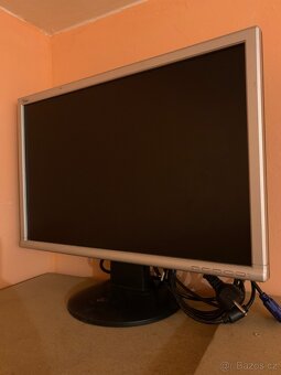 Starší Herní PC komplet s Win 11 - 4