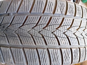 Prodám Sadu pneu 245/45/20 Zimni Top - 4