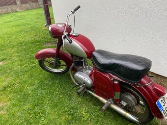 Jawa ČZ 175 - 4