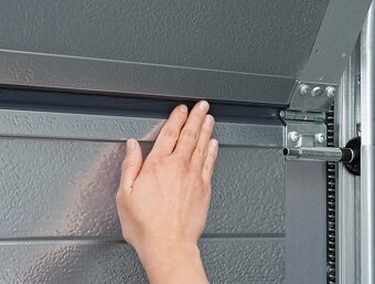 HORMANN SEKČNÍ GARÁŽOVÁ VRATA ISOMATIC42, 2500x2125mm - 4