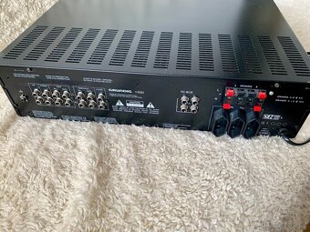 Grundig V 8100 - 4