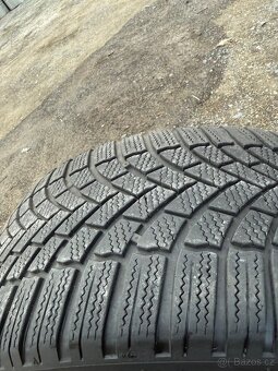 2x zimní pneu 235/45/r18 ceně za dvě pneu - 4