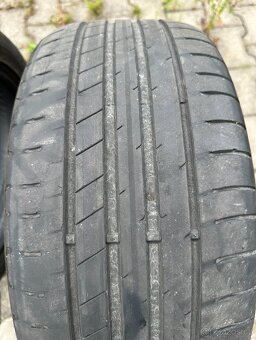 225/45 R17 - 4