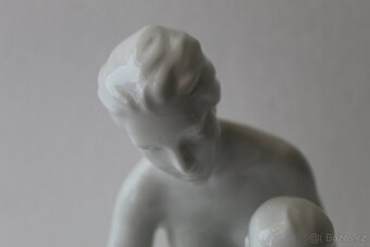 Matka s dítětem – Royal Dux, styl Brusel - 4