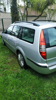 Ford Mondeo kombi, Ghia 2001 - 4