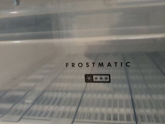 AEG  úsporný mrazák v A+ třídě 110 litrů s dovozem - 4