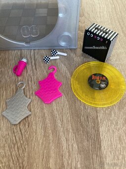 L.O.L. Panenka Remix - 4