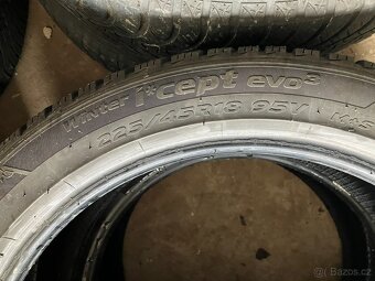 2ks zimní HANKOOK WINTER ICEPT EVO3 225/45R18 - 4