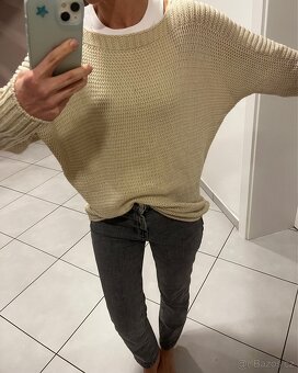 Béžový svetřík Trenyol - 4