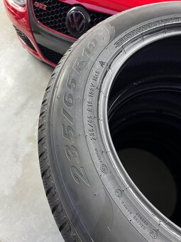 235/65 r19 zimni nepoužité range rover - 4