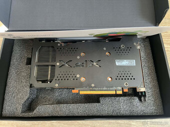 SWFT 210 AMD Radeon RX 6600 8 GB - 4