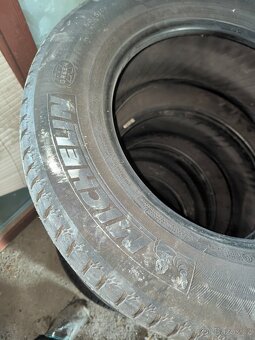 Letní pneu 255/60/17 Michelin - 4