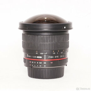 Samyang 8mm 3,5 UMC pre Nikon DX - 4