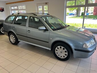 Škoda Octavia I  1,6i Tour - 4