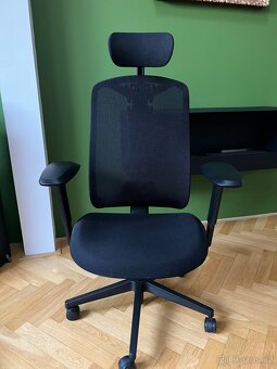 Herman Miller Vantum Obsidian Black - 4