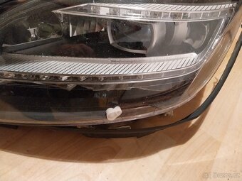 Mercedes-Benz Led Intelligent light system , left , levé - 4