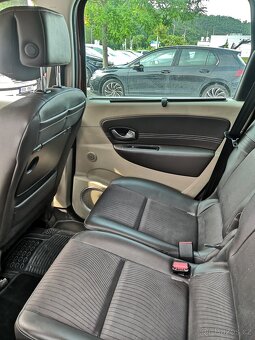 Renault Grand Scénic 3 - 4