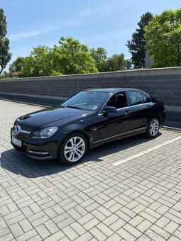 Mercedes C 180, najeto poctivých 64.150km - 4